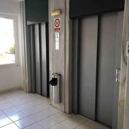 Club Atlantis 160 - Playa De Americas